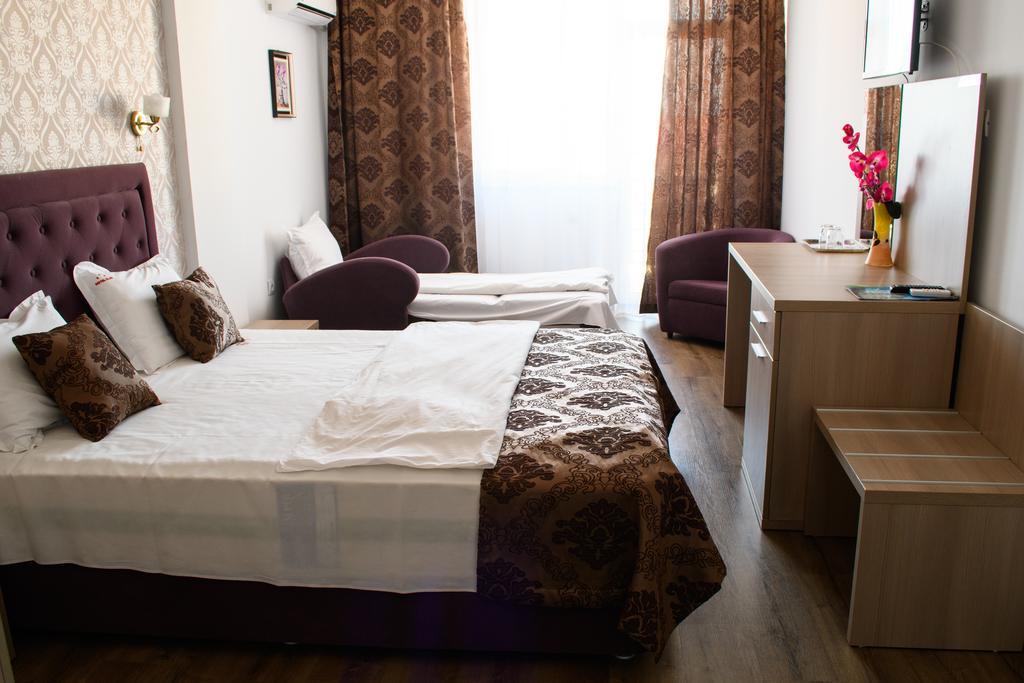 Hotel Clas Eforie Nord Exterior photo